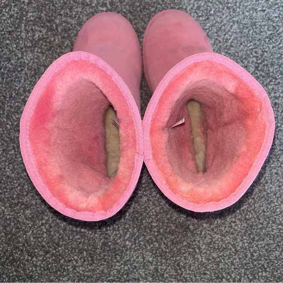 UGG Boots Pink - Picture 10 of 10
